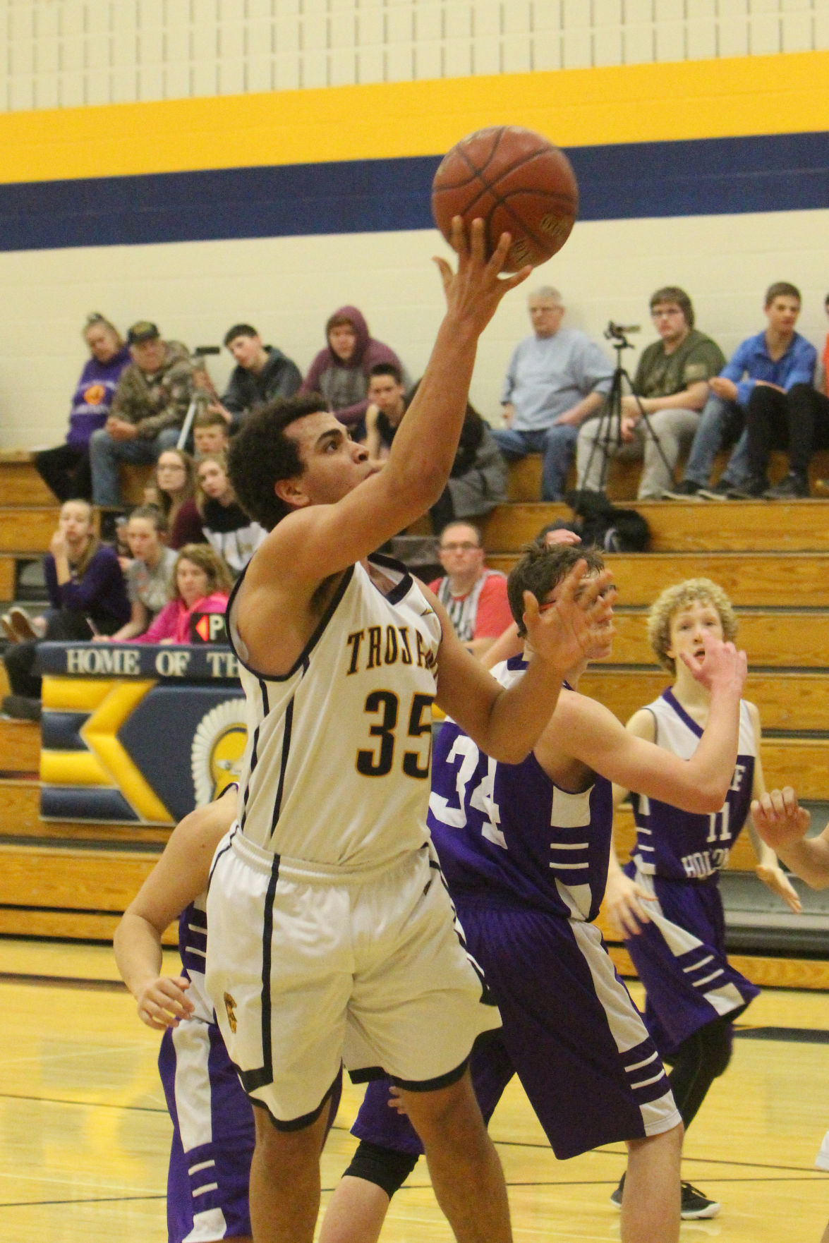 Lake Holcombe at New Auburn boys basketball 2-14-19